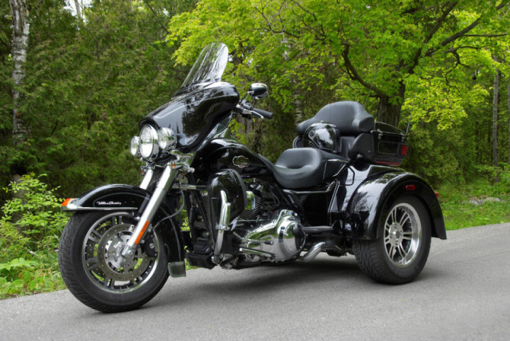 2009 Harley-Davidson FLHTCUTG Tri Glide Ultra Classic | Top Speed