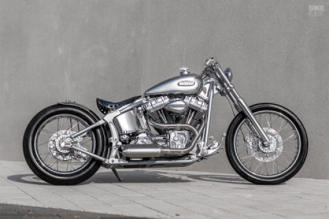 SHINE ON: THE AMD-WINNING CUSTOM HARLEY SOFTAIL DEUCE