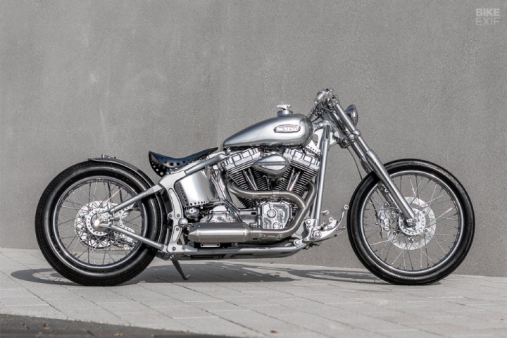 SHINE ON: THE AMD-WINNING CUSTOM HARLEY SOFTAIL DEUCE