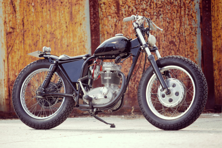 THE REAL DEAL. Heiwa’s ’68 BSA B25 Bobber