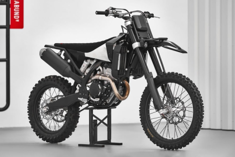 Vagabund Is Offering Bolt-on “Safari” Kits for KTM’s 350 EXC Dual-Sport Moto