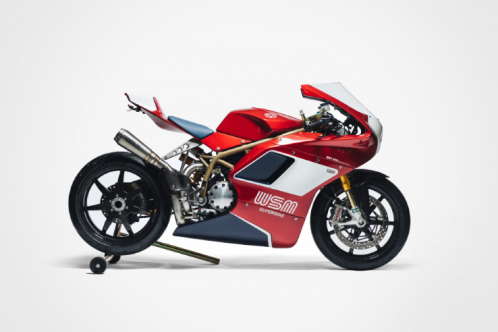 Custom Built Superbike Perfection: The Walt Siegl SBK Nr4