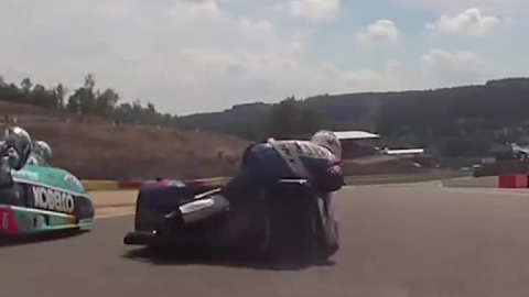 Sidecar race!