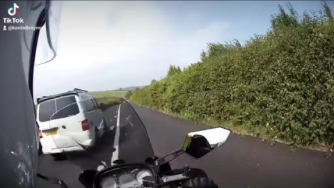Escaping Town and enjoying overtaking.