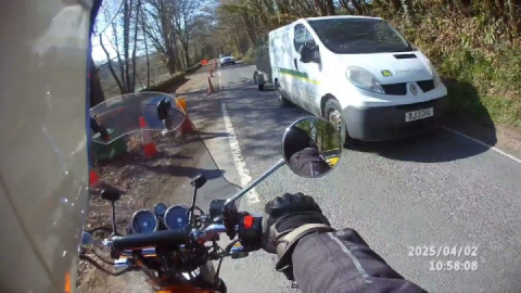 Leaving St Germans and riding the glorious Trerulfoot Road to Anthony. Heaven!