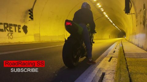 ⚡️ KAWASAKI ZX10R crazy flyby sound