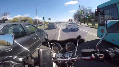 I don know what mean the traffic ?