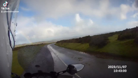 Spotting another rainbow ? and enjoying an exhilarating ride.