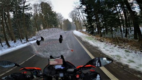 Snowy ride✌?