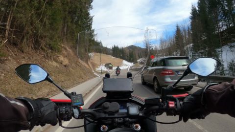 GoPro Hero 8 chest mount on twisty roads ?✌?